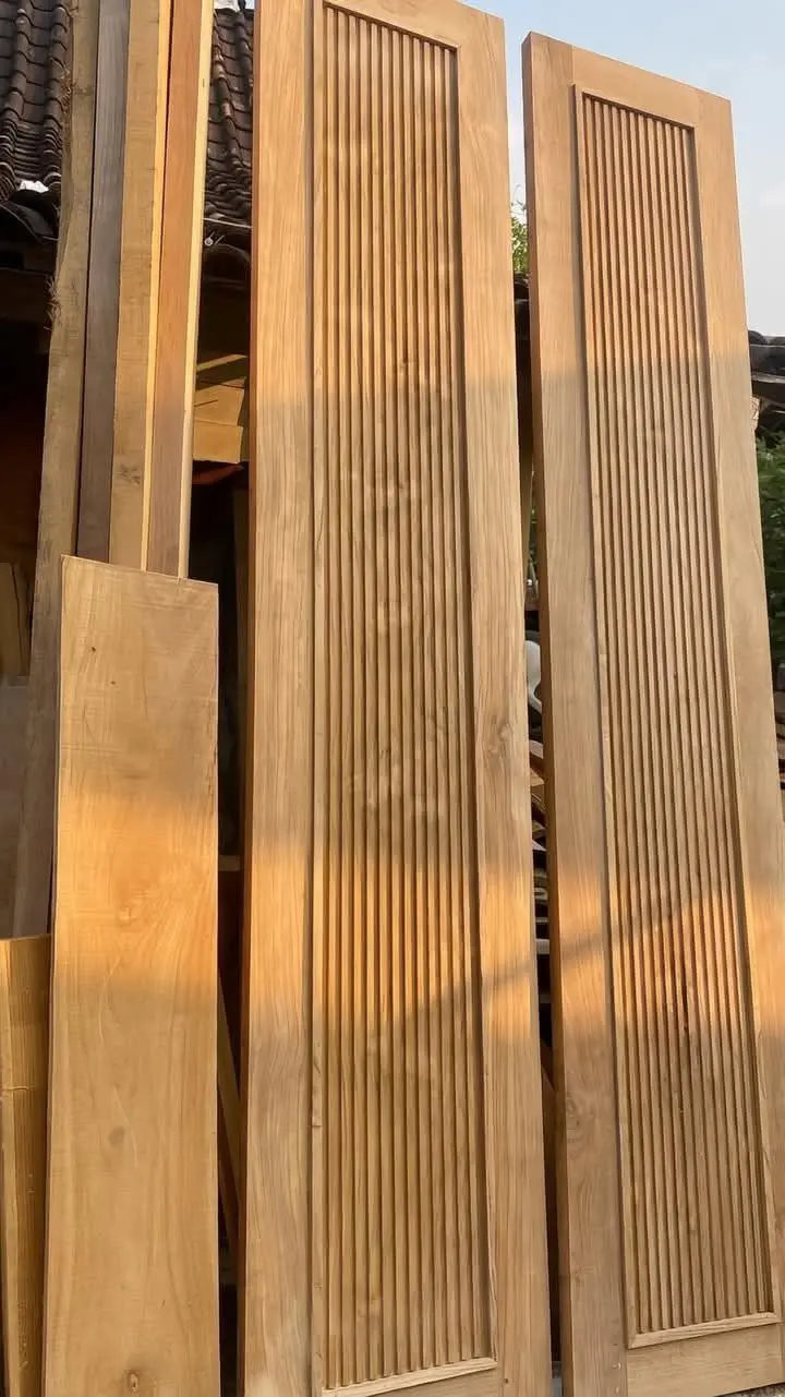 Pintu Kusen Kayu Jati Minimalis Ukiran Jepara – Pintu Rumah Jati Solid Premium