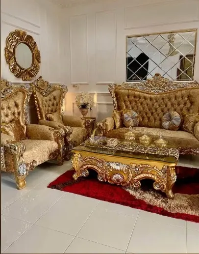 Set Meja Kursi Tamu Ukiran Mewah Klasik – Elegan, Berkelas & Full Detail Artistik