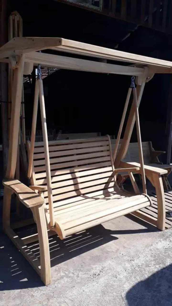 Ayunan Taman Kayu Jati Solid – Dudukan 150 cm (Model Minimalis Atap Kanopi)