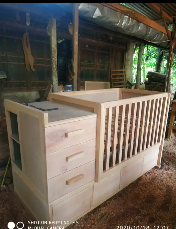 Tempat Tidur Bayi Minimalis, Box Bayi Minimalis, Furniture Kamar Bayi, Tempat Tidur Bayi Elegan, box bayi jati minimalis