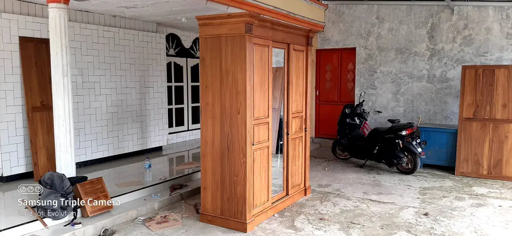 ALMARI 3 PINTU KAYU JATI MINIMALIS PINTU SLIDE