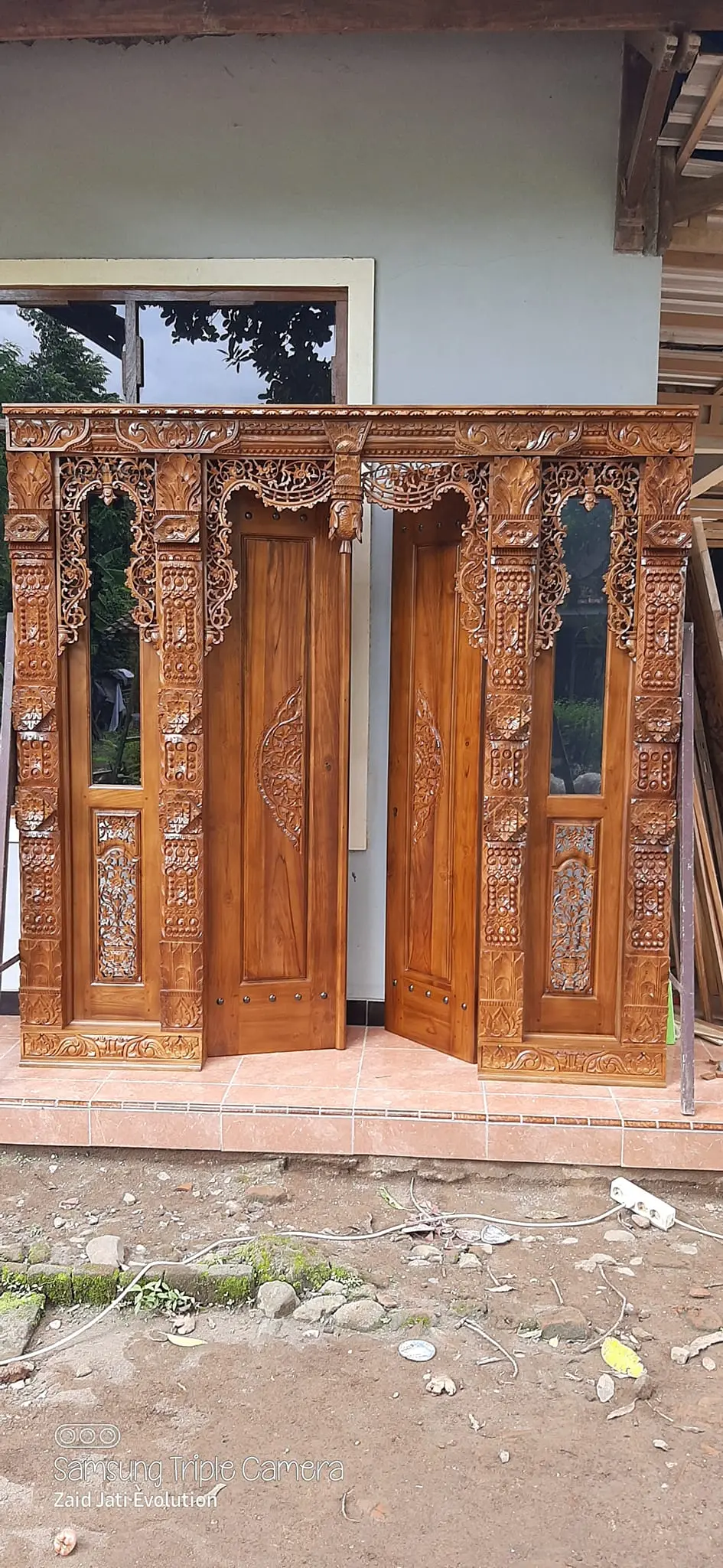Pintu Gebyok Ukiran Kayu Jati – Ukuran 250 x 260 cm (Full Ukir Mewah Klasik Jawa)